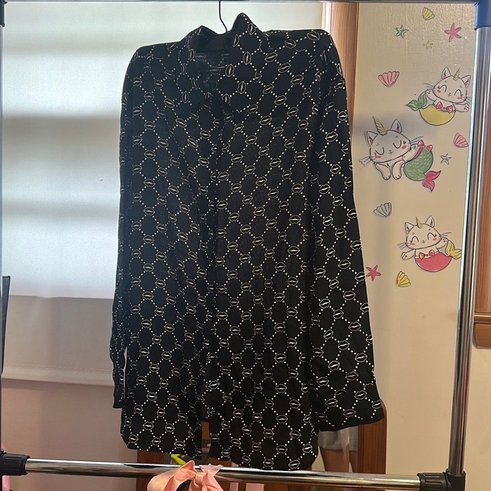 Markus Lupfer long sleeve lip imprinted shirt